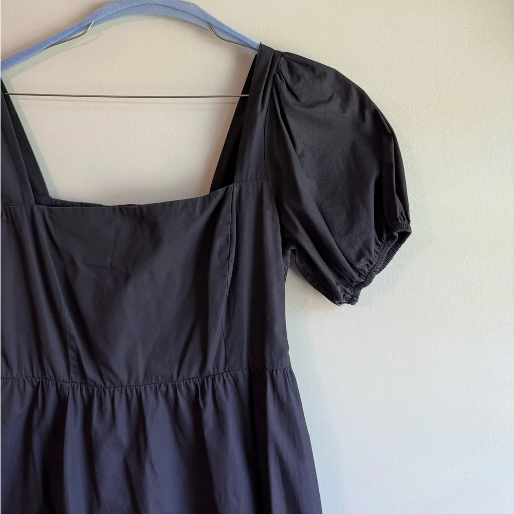 Astr Black Square-Neck Midi Dress with Puff Sleeves - Picture 5 of 12